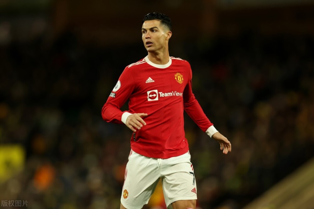  纽卡斯尔天价报价意甲金靴  