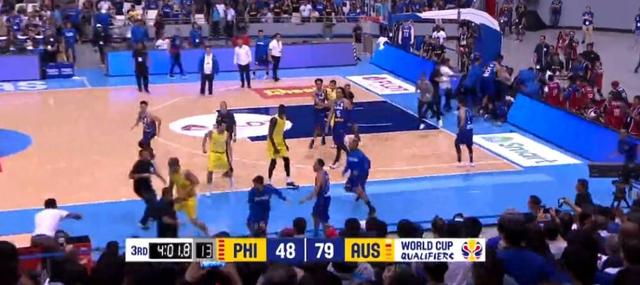  伊维恩进攻组合默契十足，联手奉献精彩配合