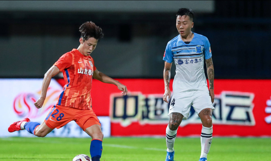  因戈尔施塔特高空轰炸奏效，头球接力配合敲开城池